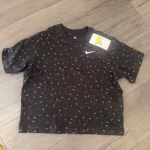 Nike Kids Black and White Patterned Tee new with tags